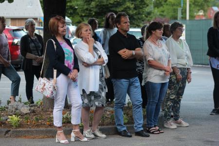 POD LIPO NA PREDVEČER DNEVA DRŽAVNOSTI 15